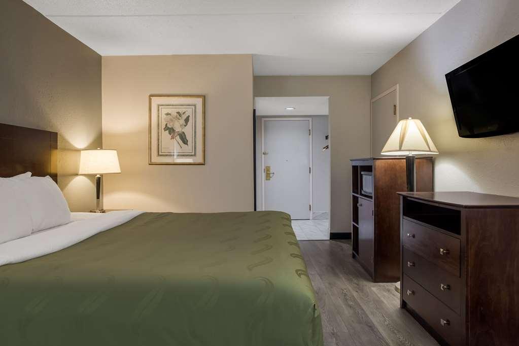 Quality Inn Toledo Habitación foto
